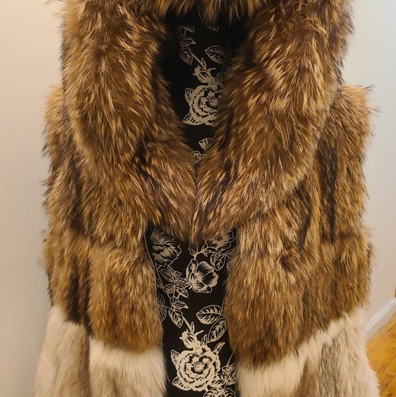 Fur vest - Picture 5 of 6